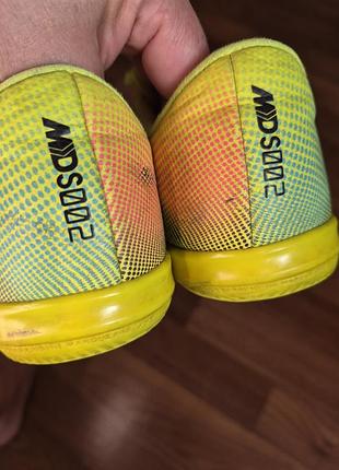 Продам детские кроссовки nike 4
