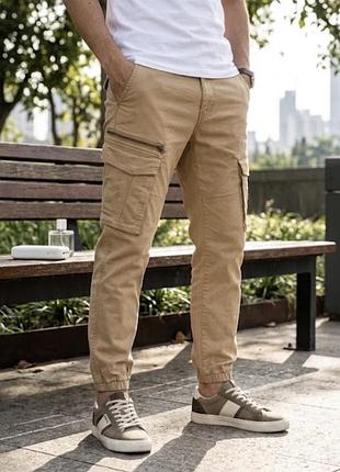 Чоловічі брюки карго pull&bear кольору кемел | розмір eur 40 (usa 31) | відмінний стан