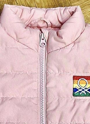 Курточка стеганая для девочки benetton