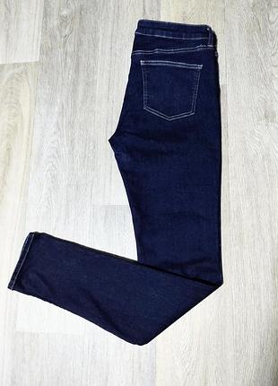 Мужские джинсы uniqlo , размер 30 .