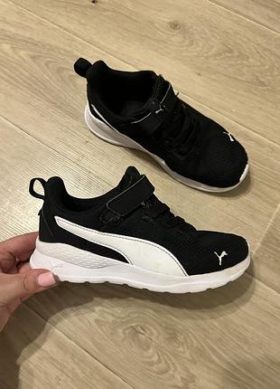 Кросівки puma