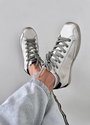 Golden goose ⭐️
ggdb superstar gold glitter premium 2
