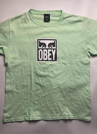 Футболка obey