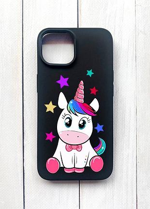 Матовый чехол на iphone 15 черный :: единорог (принт 102)