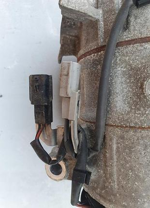 Компресор кондиціонера 1.2 tce 926001268r 3