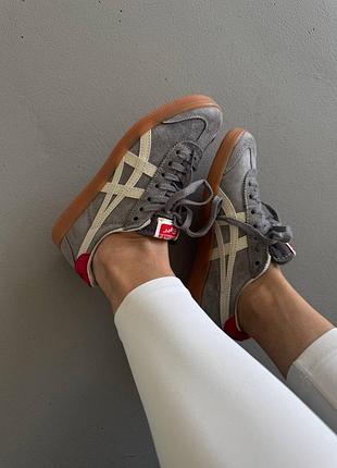 Asics onitsuka tiger
grey / red premium 8