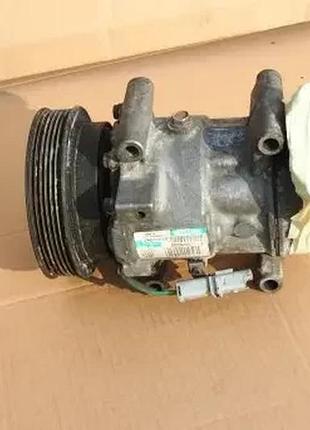 Компрессор кондиционера nissan note 8200365787 a 2
