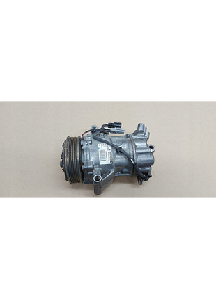 Компрессор кондиционера renault clio 1.5 синій dci 926003514r