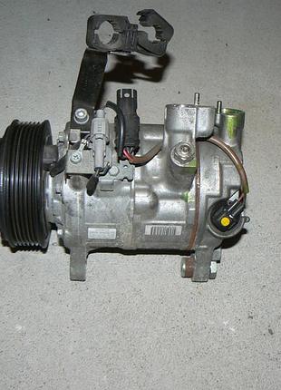 Компресор кондиціонера bmw f10 f11 f30