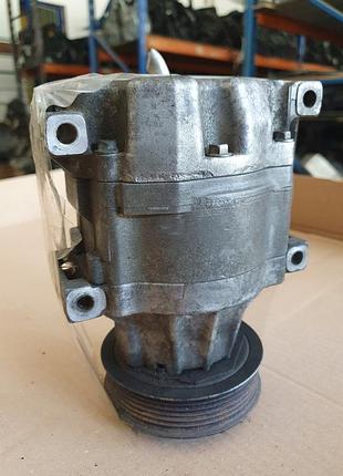 Компресор кондиціонера toyota corolla 447220-6241