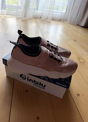 Кросівки geox