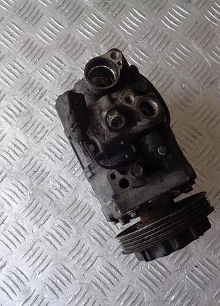 Компресор кондиціонера audi a4 b6 2.5tdi 00 2