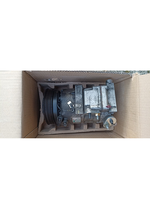 Компресор кондиціонера kia hyundai f500ag7da02