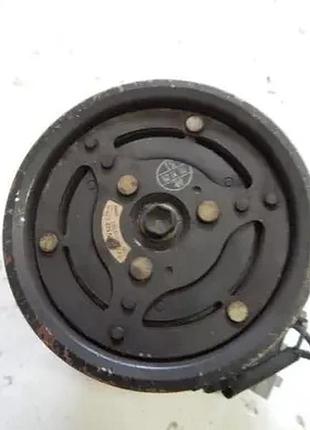 Компрессор кондиционера toyota corolla e12 2.0 d4d 3