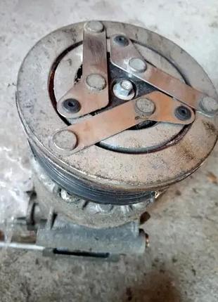 Компрессор кондиционера ford focus mk3 1.6 b 4
