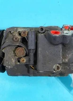 Компрессор кондиционера bmw 7 e38 447200-9507 2