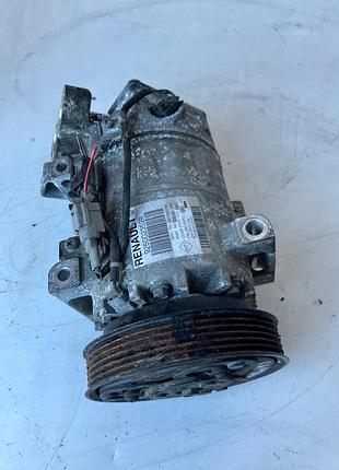 Компресор кондиціонера renault captur clio iv 1.5 dci 926002352r