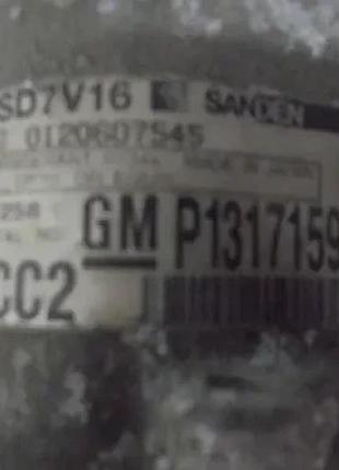 Компрессор кондиционера saab 93 1.9tid 13171593 3