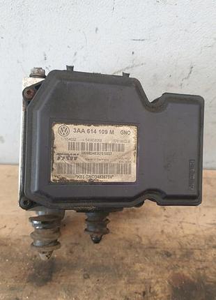 Компресор кондиціонера насос abs 3aa614109m vw passat b7