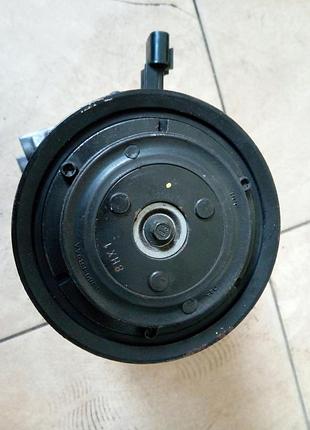 Компресор кондиціонера kia ceed '06-12 * 5
