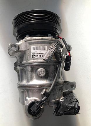 Компресор кондиціонера renault megane scenic iv 926003123r