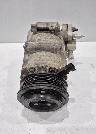 Компресор кондиціонера ford fiesta mk7 vii av11-19d629-ad