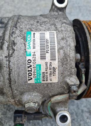 Компресор кондиціонера насоса кондиціонеру 31291251 volvo v40 d2