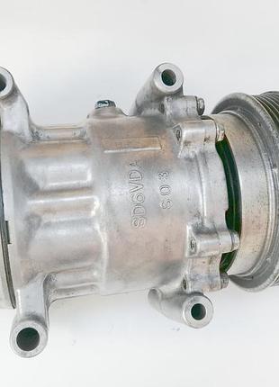 Компресор кондиціонера renault clio megane kango 2