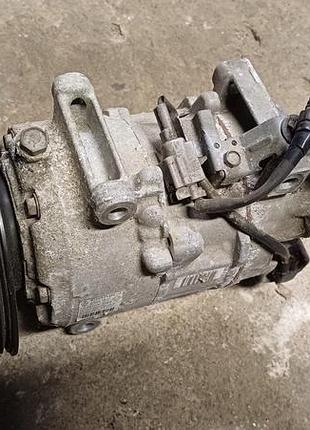 Компресор кондиціонера renault megane iii 8200939386-a