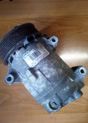 Компрессор кондиционера renault megane ii 1.9dci 01140554