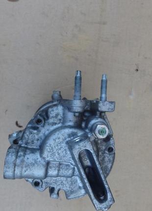 Компрессор кондиционера ford oe gn11-19d629-aa 2