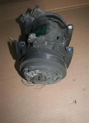 Компресор кондиціонера clio ii 1,6 8v 7700875357c