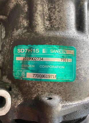 Компресор кондиціонера renault 7700861971f 2