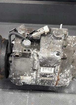 Компресор кондиціонера 90564976 opel omega b 2