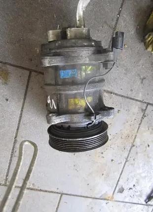 Компрессор кондиционера 8708581 volvo s40 1.8