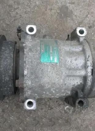 Компрессор кондиционера renault laguna 1 7700111036