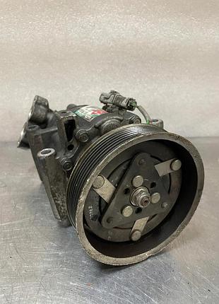 Компресор кондиціонера renault clio iii 3 8200578856