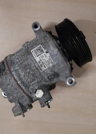 Компресор кондиціонера seat skoda vw 5q0820803c