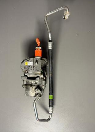 Компрессор кондиционера 042200-1501 toyota yaris iii prius aqua