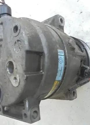 Компресор кондиціонера 1.9 dci 8200021622
