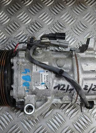 Компресор кондиціонера renault clio v 926002888r