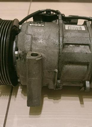 Компресор кондиціонера 926004eb0a renault 1.6 dci