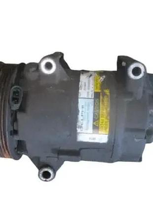 Компрессор кондиционера 820030919 volvo v40 2.0 00r