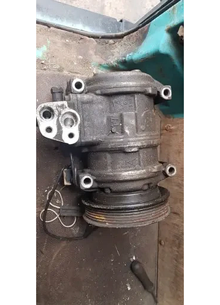 Компрессор кондиционера jeep xj 4.0 88-94r