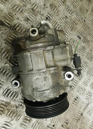 Компресор кондиціонера volkswagen polo 4 8q0820803