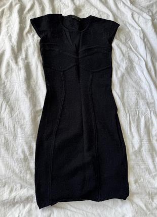 Тепла чорна сукня guess xxs-xs