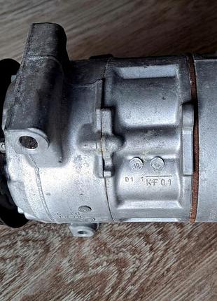 Компресор кондиціонера nissan oe 926004eb1a