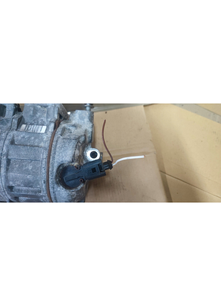 Компресор кондиціонера vw golf v plus 3