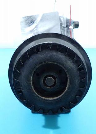 Компрессор кондиционера mercedes w204 2