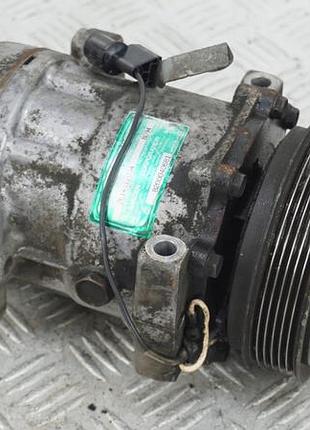 Компресор кондиціонера renault 1.9 dci 8200040681